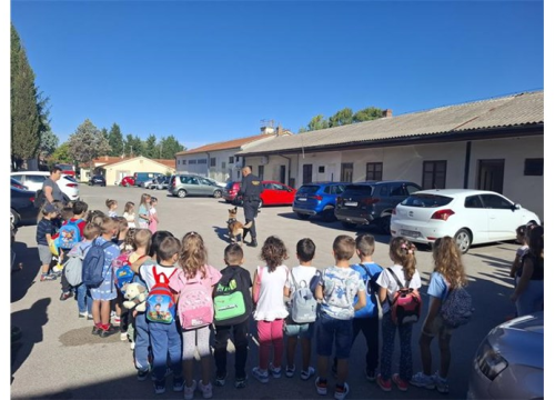 Fotografija 3 - 'Dani otvorenih vrata': Predškolci diljem županije uz Tigra upoznavali 'policijske tajne'