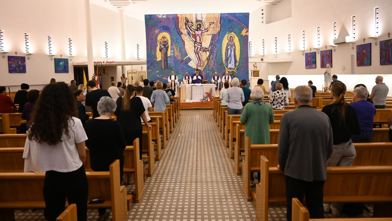 U Samostanu i Župi sv. Ante Padovanskog obilježeno sjećanje na fratre ubijene u 2. Svjetskom ratu i poraću