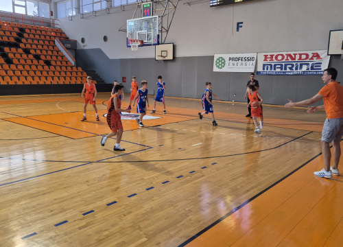 Fotografija 2 - FOTO Dječaci iz OKK Dražen Petrović uvjerljivi pobjednici turnira 'Gradu na dar'