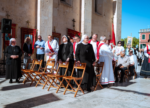 Fotografija 2 - FOTO Održana svečana procesija i sveta misa u povodu blagdana sv. Mihovila