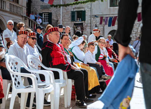 Fotografija 5 - FOTO Održana svečana procesija i sveta misa u povodu blagdana sv. Mihovila
