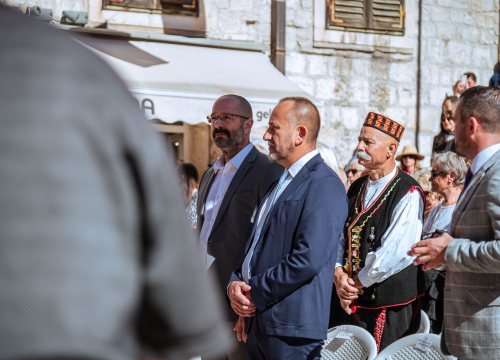 Fotografija 33 - FOTO Održana svečana procesija i sveta misa u povodu blagdana sv. Mihovila