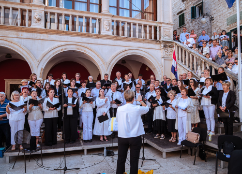 Fotografija 43 - FOTO Održana svečana procesija i sveta misa u povodu blagdana sv. Mihovila
