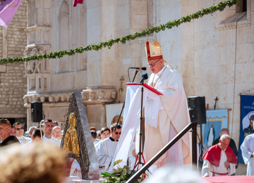 Fotografija 48 - FOTO Održana svečana procesija i sveta misa u povodu blagdana sv. Mihovila