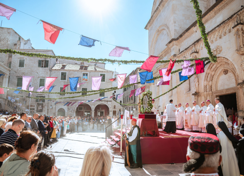 Fotografija 54 - FOTO Održana svečana procesija i sveta misa u povodu blagdana sv. Mihovila