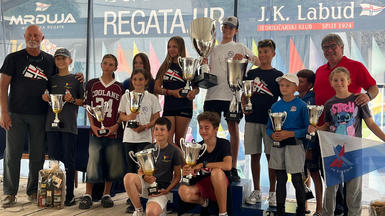 Šibenski jedriličari Mila Perkov i Jakov Blinja briljirali na Maloj Mrdulji u Splitu