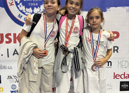 Fotografija 4 - FOTO Karatašima Okita 28 medalja i drugo mjesto ekipno u Mostaru