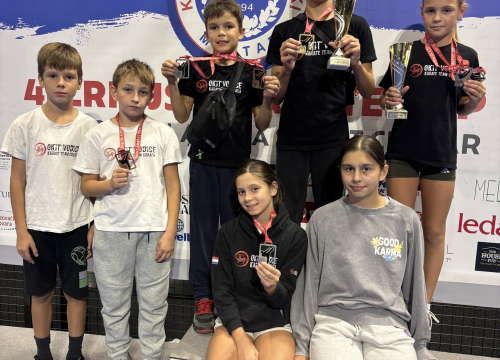 Fotografija 8 - FOTO Karatašima Okita 28 medalja i drugo mjesto ekipno u Mostaru