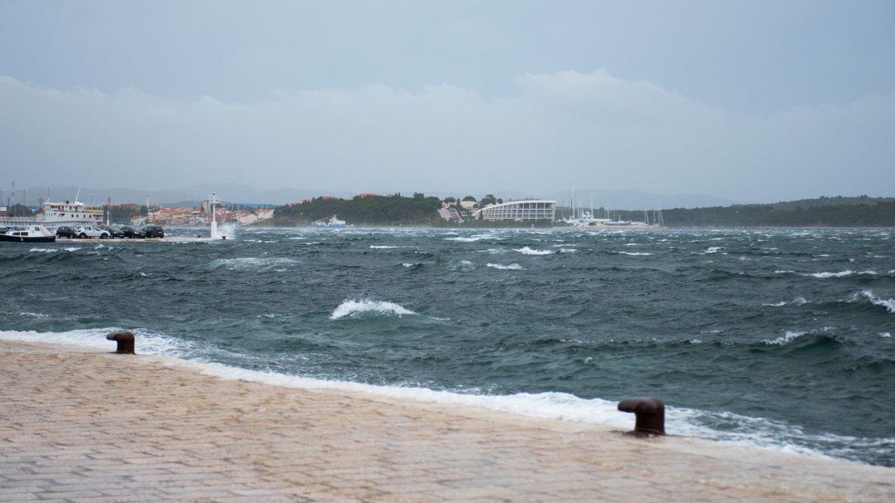 DHMZ izdao niz upozorenja za danas: 'Budite na oprezu i spremni na poremećaje'