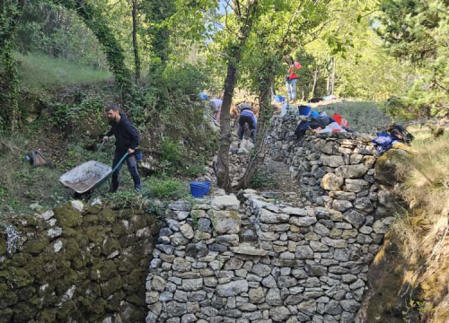 Fotografija 2 - Lokva Gnjilovača na Zlarinu dobila novu nadu zahvaljujući vrijednim rukama volontera