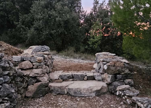 Fotografija 1 - Lokva Gnjilovača na Zlarinu dobila novu nadu zahvaljujući vrijednim rukama volontera