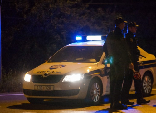 Kaos u šibenskom kafiću: 44-godišnjak prijetio zbog nepostojećeg duga, pa nastradao u tučnjavi