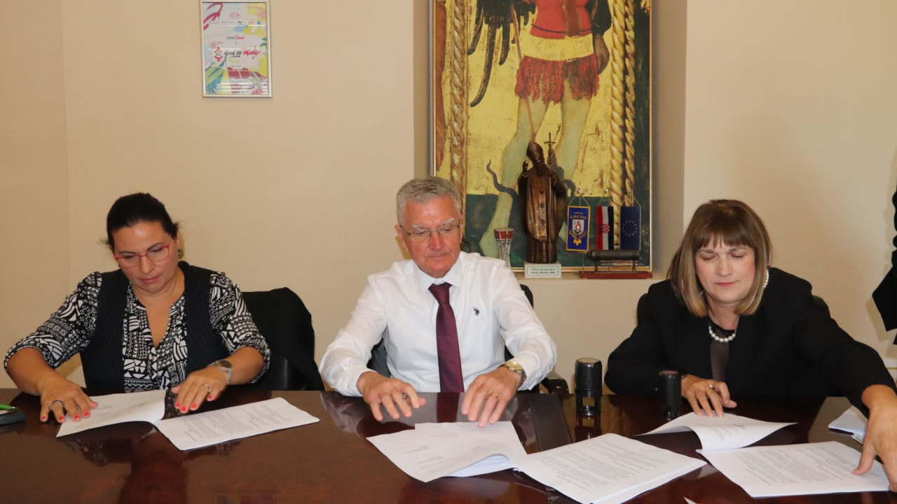 Grad Šibenik potpisao Kolektivni ugovor s dva sindikata iz djelatnosti predškolskog odgoja i obrazovanja