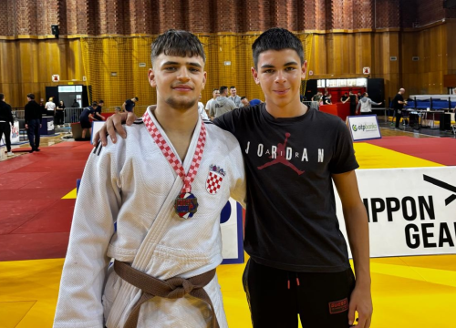 Roko Pletikosa i Filip Knez predstavljali Judo klub Šibenk na prvenstvu u Dubrovniku