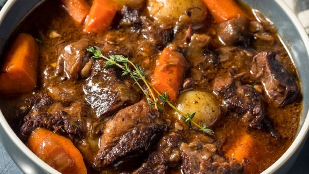 Trik za savršeno gust gulaš: Jedan sastojak čini ogromnu razliku