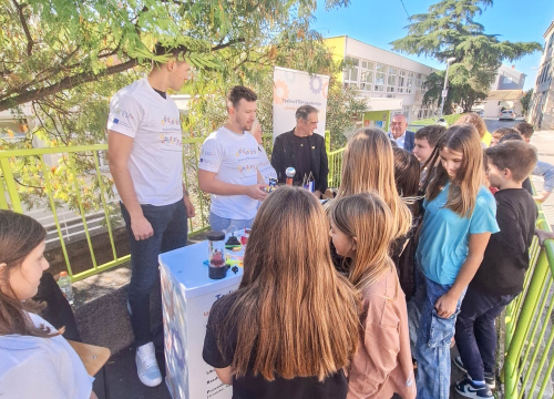 Fotografija 4 - Šibenski osnovnoškolci otkrili čaroliju znanosti uz Teslinu STEM akademiju