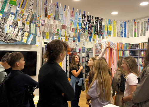 Fotografija 1 - Izložba Straničnik otvorena na Dječjem odjelu šibenske knjižnice, proglašeni i pobjednici likovnog natječaja