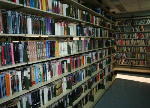 Drniška knjižnica počela obilježavanje Mjeseca hrvatske knjige