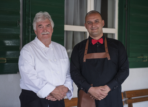 Fotografija 20 - FOTO Petkom se u Konobi Oli uživa u dalmatinskoj spizi, pjesmi i odličnoj atmosferi!