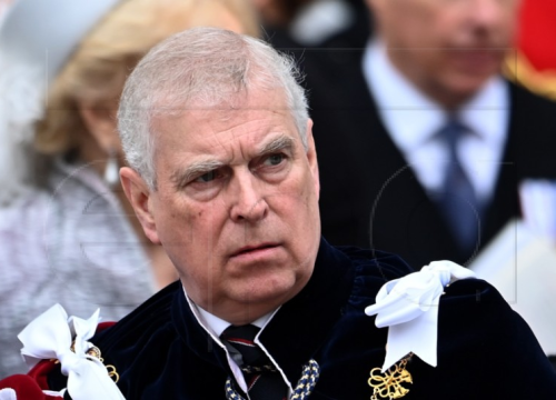 Princ Andrew odrekao se svih kraljevskih titula