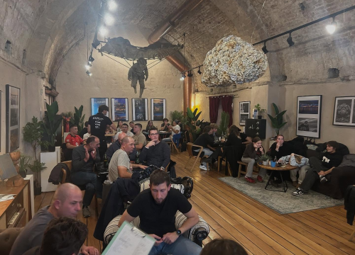 Poznata lovkinja stiže u Šibenik: Morana Zibar testirat će vaše znanje na pub kvizu u Azimutu