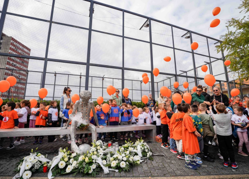 Fotografija 5 - Draženu 61 balon za 61. rođendan: Šibenik obilježio rođendan svog košarkaškog velikana
