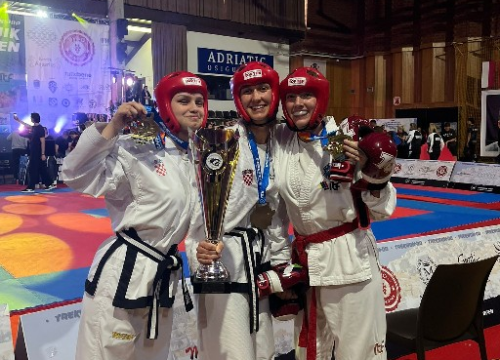 Fotografija 3 - FOTO Taekwondo klub Solaris uspješan na velikom natjecanju u Dubrovniku