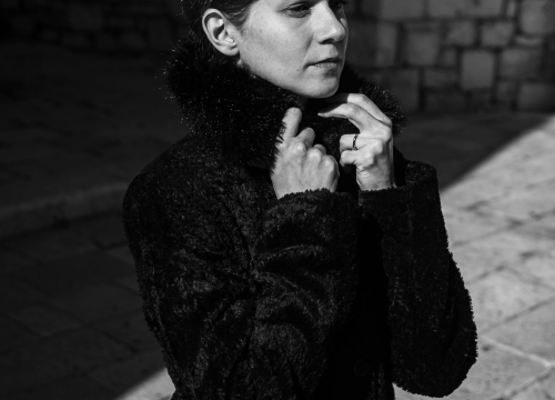 Fotografija 25 - FOTO Modni raj u Šibeniku: Otkrijte ekskluzivne kolekcije hrvatskih dizajnera u Galeriji Juraj Dalmatinac!