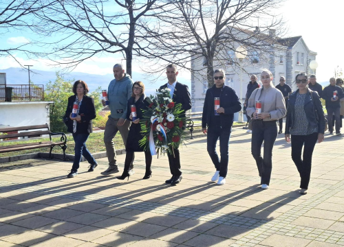 Izaslanstvo Grada Drniša odalo počast svim žrtvama Domovinskog rata